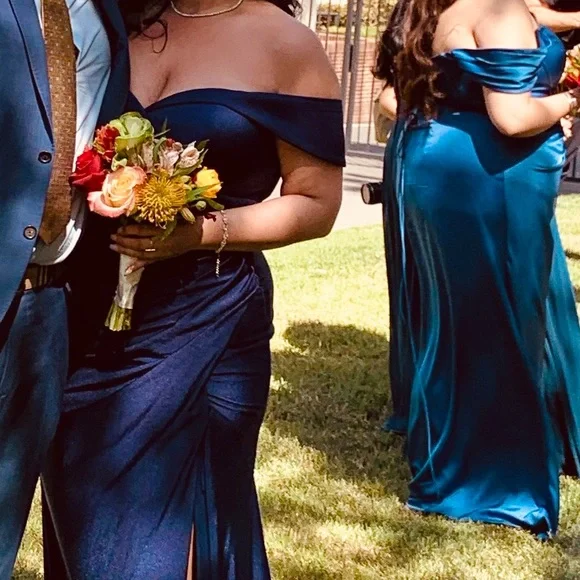 🔥🔥🔥Cinderella divine gown in NAVY 💙 - Picture 6 of 6